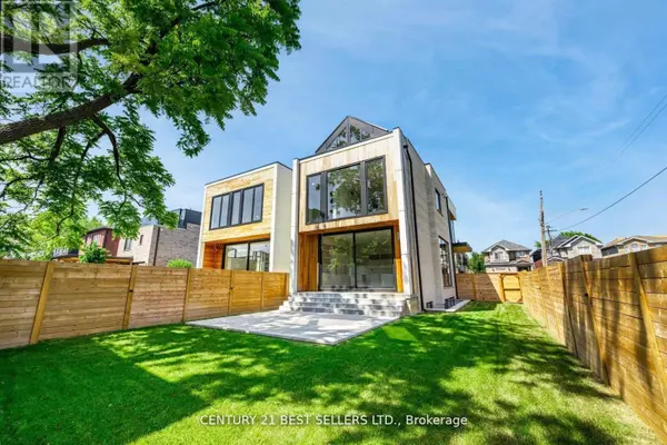 Mississauga (lakeview), ON L5E1V9,739 EBONY AVENUE