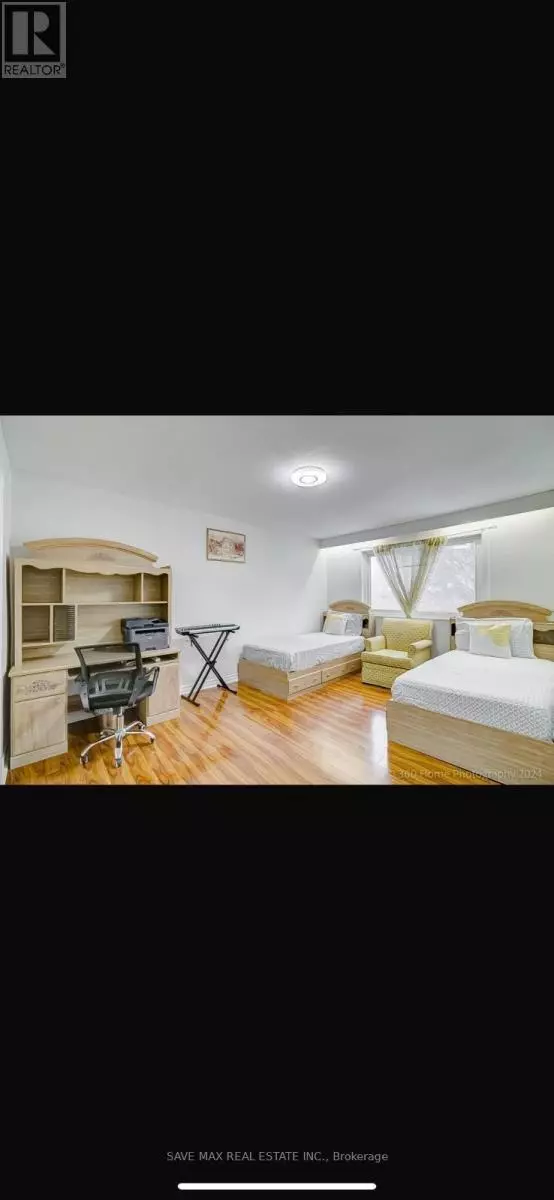 Brampton (madoc), ON L6V2E9,44 CARBERRY CRESCENT