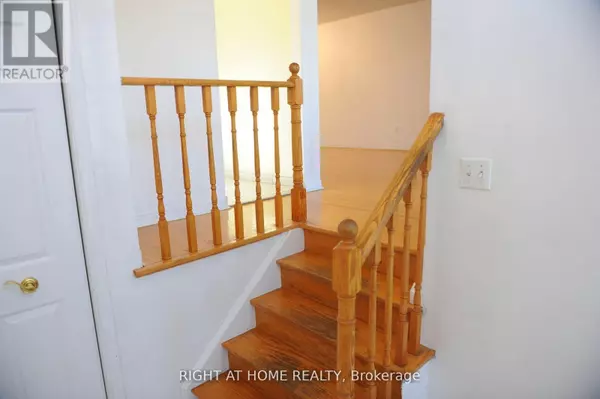 Mississauga (rathwood), ON L4W2E7,1618 Corkstone Glace #Upper