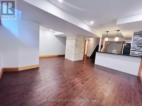 Oakville (go Glenorchy), ON L6M0T8,BSMT-220 SIXTEEN MILE DRIVE