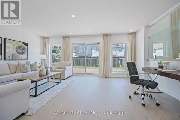 Oakville (fa Falgarwood), ON L6H2V4,1397 HIGHGATE COURT