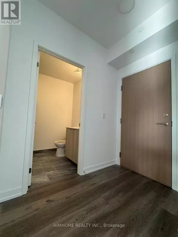 Mississauga (city Centre), ON L5B0P6,395 Square One DR #1209