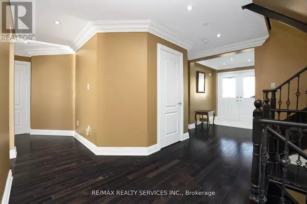 Brampton (fletcher's Meadow), ON L7A1S6,14 FOXMERE ROAD