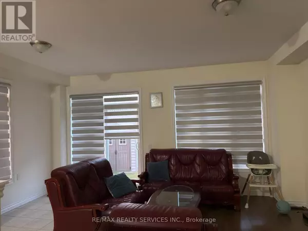 Caledon, ON L7C4G9,90 ROYAL FERN CRESCENT N