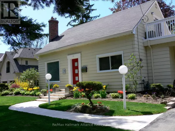 Oakville (oo Old Oakville), ON L6J3Z4,42 CHARTWELL ROAD