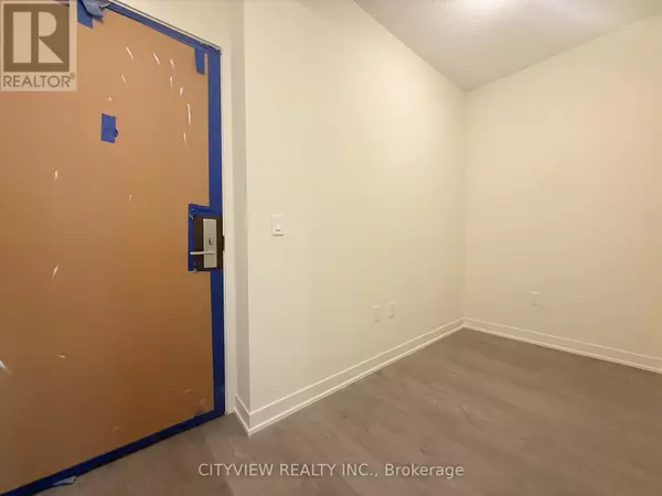 Toronto (mimico), ON M8V0G9,38 Annie Craig DR #5005