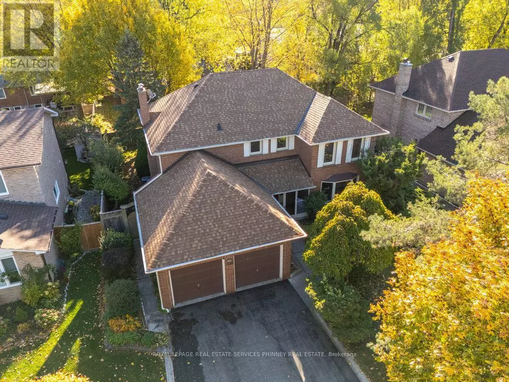 Mississauga (erindale), ON L5C3M5,700 FIELDSTONE ROAD