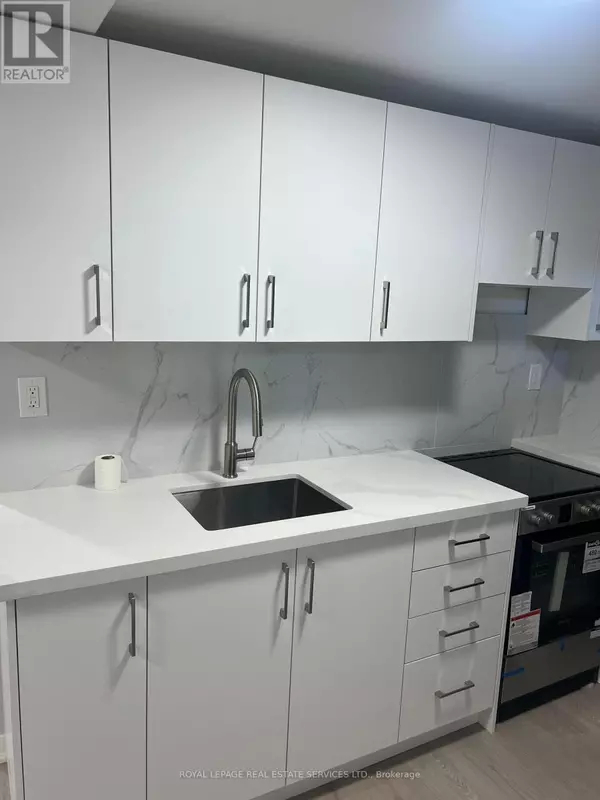 Mississauga (lorne Park), ON L5J4C4,1108 Kos BLVD #Lower