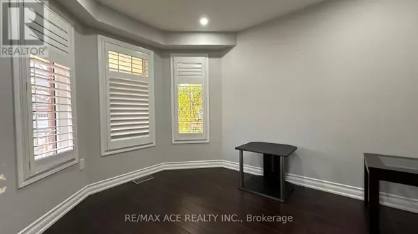 Brampton (credit Valley), ON L6X0M3,20 PONYMEADOW WAY