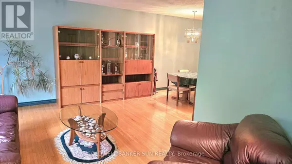 Brampton (avondale), ON L6T1M8,23 BROOKDALE CRESCENT