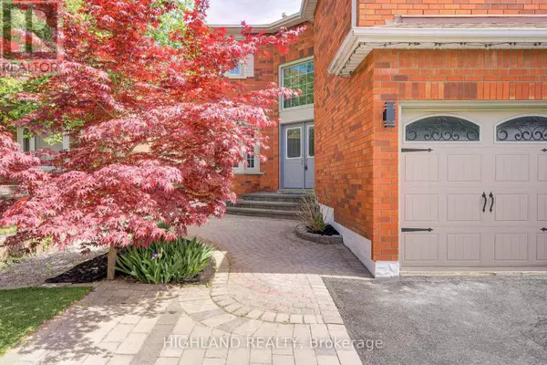 Mississauga (east Credit), ON L5V1G9,4781 CRYSTAL ROSE DRIVE