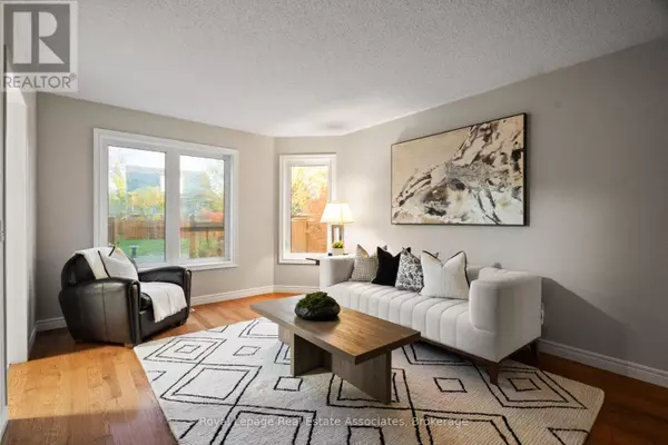 Oakville (ro River Oaks), ON L6H6C3,62 PIKE ROAD