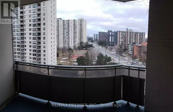 Toronto (kingsview Village-the Westway), ON M9R1T3,380 Dixon RD #905