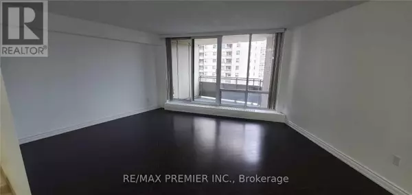 Toronto (kingsview Village-the Westway), ON M9R1T3,380 Dixon RD #905