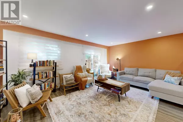 Burlington (lasalle), ON L7T3X6,589 FRANCIS ROAD E