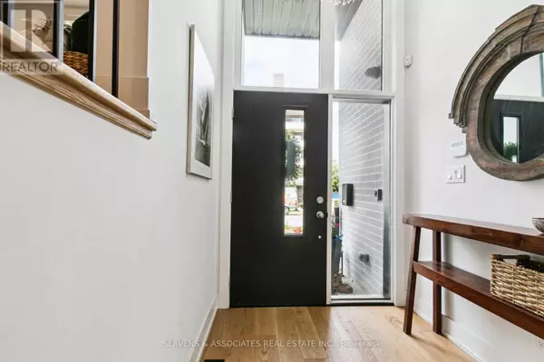 Mississauga (lakeview), ON L5G4A9,1040 ENOLA AVENUE