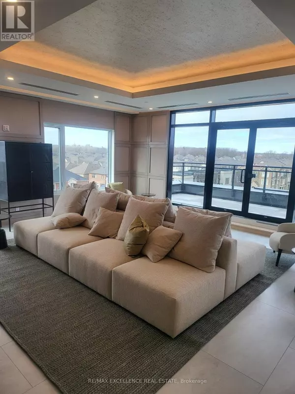 Oakville (go Glenorchy), ON L6M0X3,3285 Carding Mill TRL #305