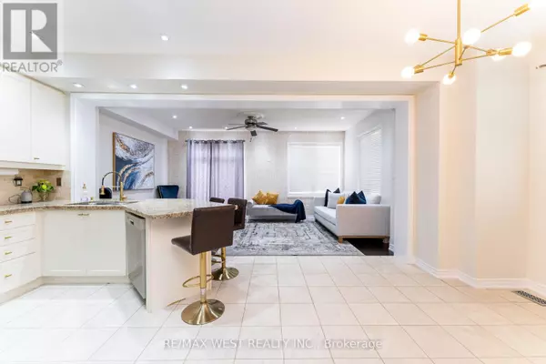 Oakville (wm Westmount), ON L5M0M5,2120 FIDDLERS WAY