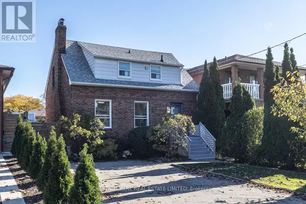 29 MULHOLLAND AVENUE W, Toronto (yorkdale-glen Park), ON M6A2S1