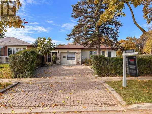 18 FURNESS CRESCENT, Toronto (west Humber-clairville), ON M9V3V1