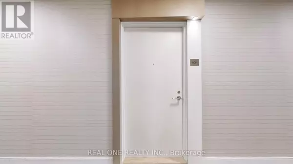 Toronto (mimico), ON M8V0G2,70 Annie Craig DR #808