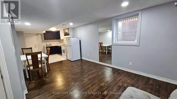 Mississauga (hurontario), ON L5R2Z7,1004 CEREMONIAL DRIVE