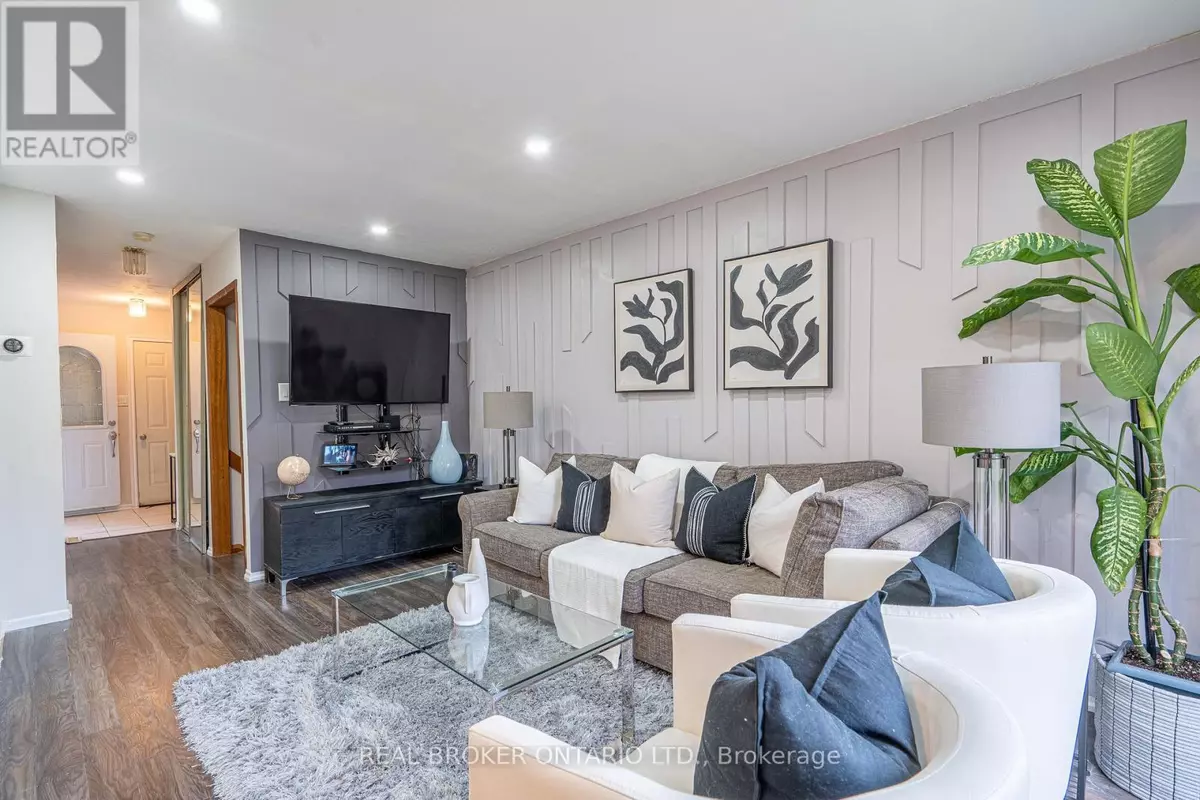 Brampton (brampton North), ON L6V2X5,27 KINGSWOOD DRIVE