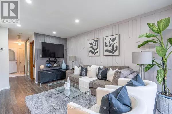 Brampton (brampton North), ON L6V2X5,27 KINGSWOOD DRIVE