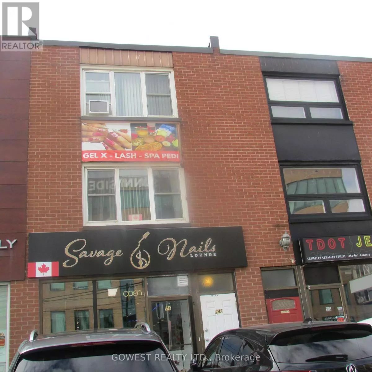 Toronto (high Park-swansea), ON M6R2K3,24A Roncesvalles AVE #3rd Floor