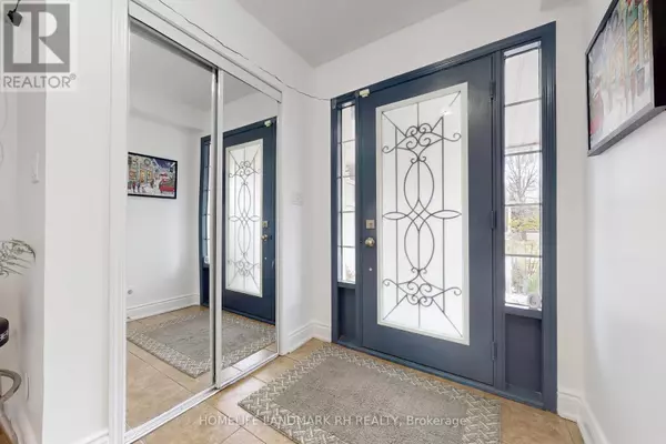 Oakville (bc Bronte Creek), ON L6M5J1,3060 DEWRIDGE AVENUE