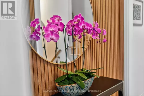 Orangeville, ON L9W6Z4,22 DREW BROWN BOULEVARD