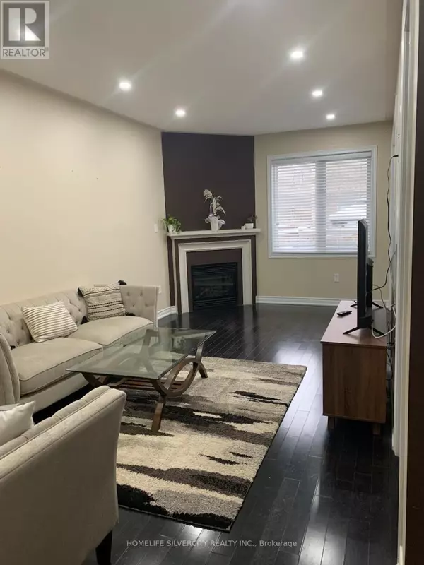 Brampton (bram East), ON L6P3W2,5 ALMOND STREET