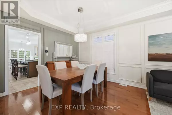 Oakville (br Bronte), ON L6L0B9,266 ADMIRAL DRIVE