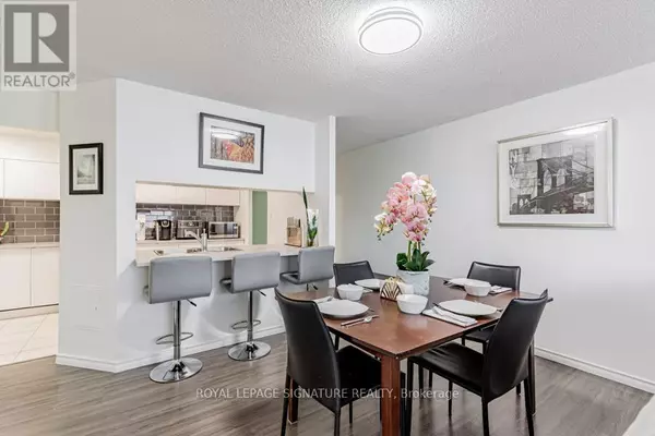 Toronto (elms-old Rexdale), ON M9W6A6,236 Albion RD #305