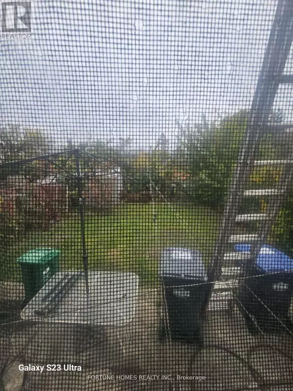 Mississauga (malton), ON L4T1X4,3136 MORNING STAR DRIVE