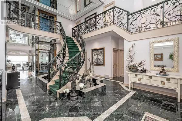 Oakville (br Bronte), ON L6L5X4,3206 SHORELINE DRIVE