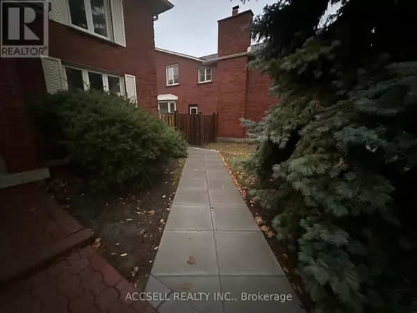 Mississauga (rathwood), ON L4W3L9,700 WILLOWBANK TRAIL