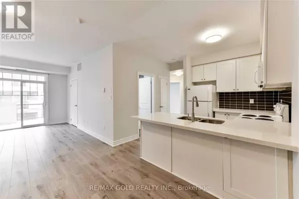 Oakville (ro River Oaks), ON L6H0L2,263 Georgian DR #212