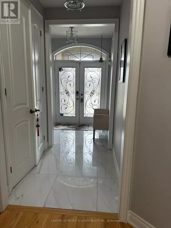 Brampton (credit Valley), ON L6X0X1,69 Fallowfield RD #Upper