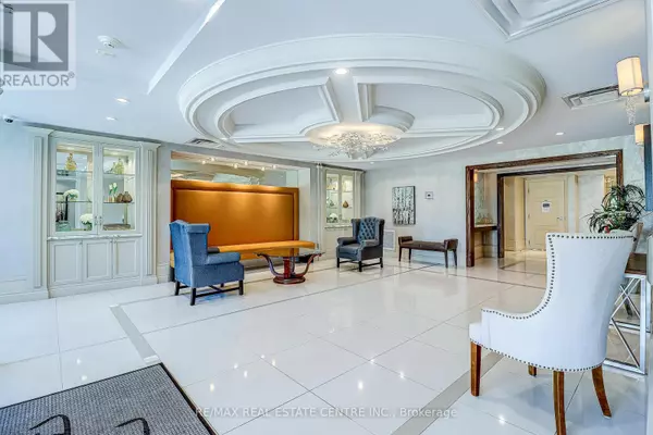 Brampton (sandringham-wellington), ON L6R3Z7,50 Via Rosedale WAY #216