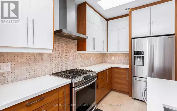 Mississauga (lakeview), ON L5G4J4,1050 CAVEN STREET