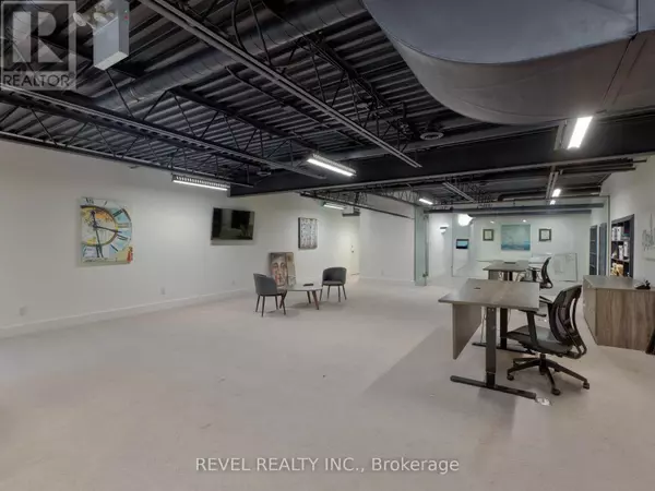 12 (UPPER UNIT) - 800 ARROW ROAD N, Toronto (humbermede), ON M9M2Z8