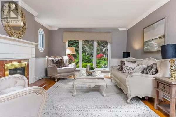 Oakville (fd Ford), ON L6J5P4,2372 CARRINGTON PLACE