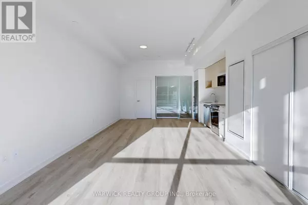 Toronto (markland Wood), ON M9C1R3,4365 Bloor ST West #112