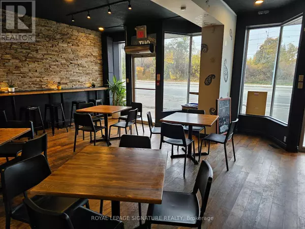 Toronto (long Branch), ON M8W1P9,3747 LAKE SHORE BOULEVARD W