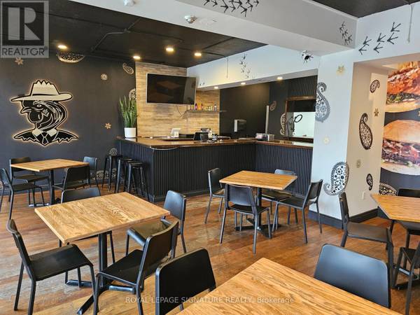 3747 LAKE SHORE BOULEVARD W, Toronto (long Branch), ON M8W1P9