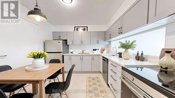 Toronto (elms-old Rexdale), ON M9W6A7,238 Albion RD #1607