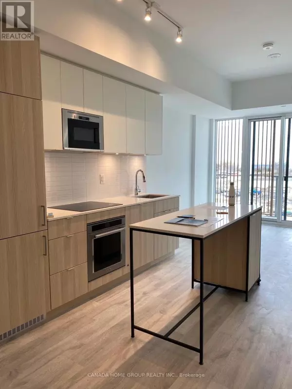 Mississauga (port Credit), ON L5H0A9,220 Missinnihe WAY #316