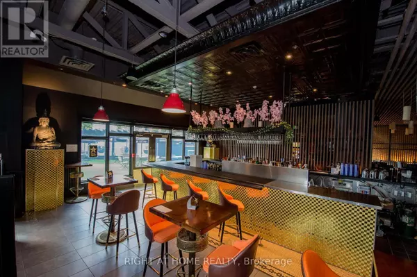 Burlington (uptown), ON L7L6M6,2000 Appleby Line #G10