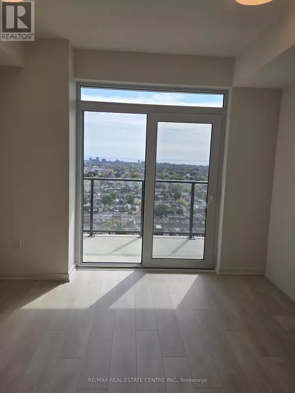 Toronto (dovercourt-wallace Emerson-junction), ON M6H0E3,1285 Dupont ST #1901